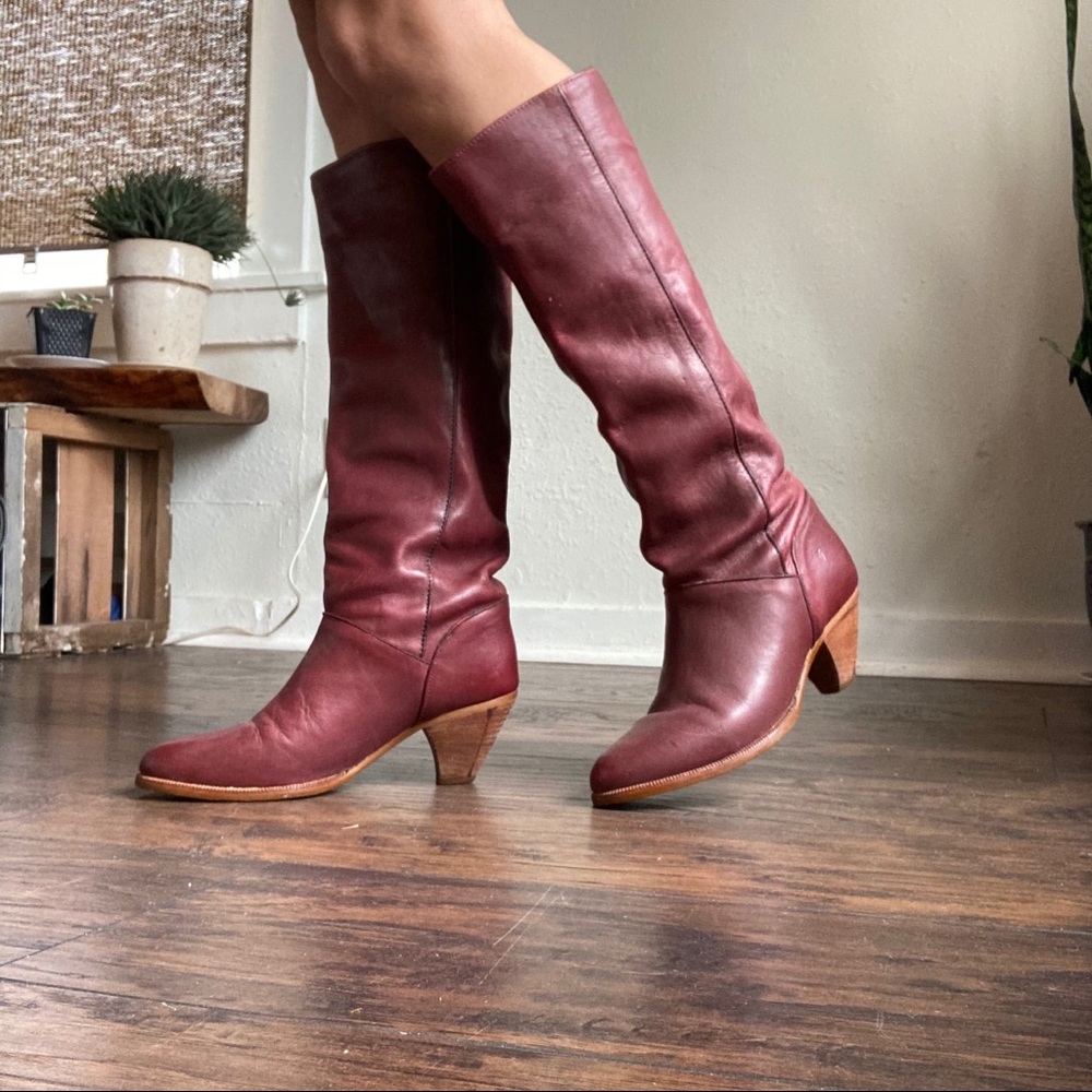 Vintage Frye tall heeled boots in burgundy leather
